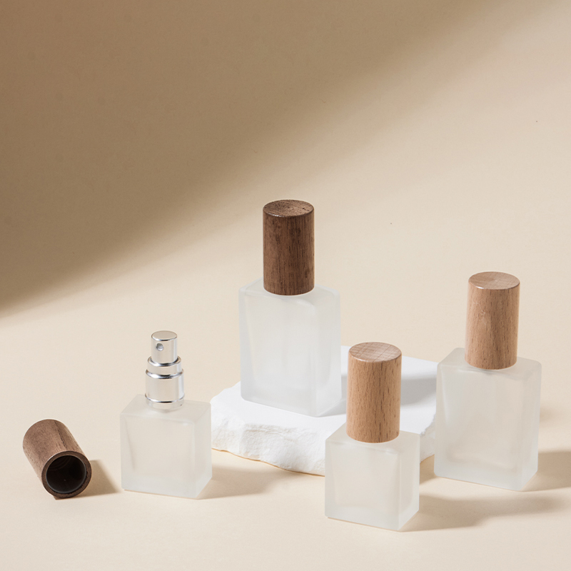 10ml 15ml Quadratus vitrum unguentum Spray Bottle cum ligno Lid